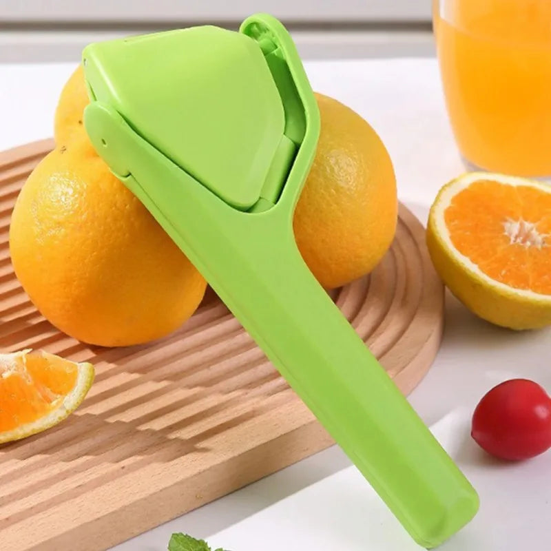 Lemon & Lime Squeezer with Built-In Strainer